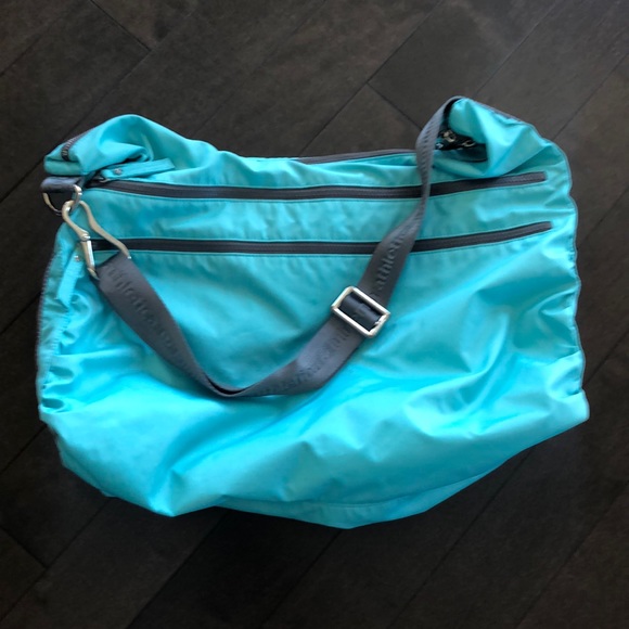 Lululemon gym bag